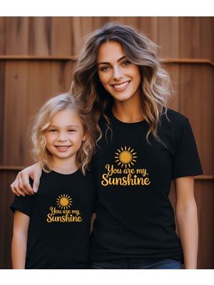 Aselinda Güneş Baskılı Anne-Kız Kombin Tişört (Kombin Yapmak Için 2 Ürün Ekleyiniz)