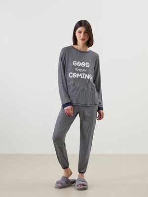 Lc Waikiki Yeni Sezon Bisiklet Yaka Çizgili Kadın Pijama Takımı