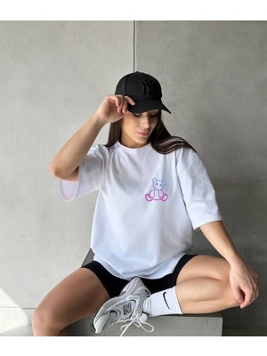 Aselinda Ayıcık Baskılı Özel Tasarım Bisiklet Yaka Pamuklu T-Shirt