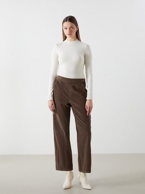 Lc Waikiki Yeni Sezon Beli Lastikli Düz Kadife Kadın Pantolon