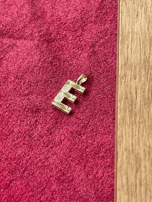 Rupen Kraft 14 Ayar Gramajlı Altın Kolye Ucu Füzyon 3 Boyutlu E Harfi Altın Kolye Ucu