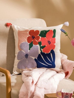 LC Waikiki Çiçek Nakışlı Kırlent Kılıfı 45X45 cm  (S6)