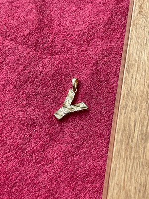 Rupen Kraft 14 Ayar Gramajlı Altın Kolye Ucu Füzyon 3 Boyutlu Y Harfi Altın Kolye Ucu