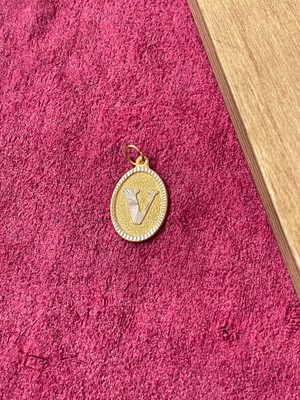 Rupen Kraft 14 Ayar Altın Oval Harf V Kolye Ucu Altın Oval V Harfi Kolye Ucu Altın Harf Altın Uç