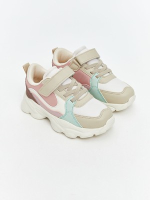 Lc Waikiki Yeni Sezon Bağcık ve Cırt Cırtlı Kız Çocuk Spor Ayakkabı