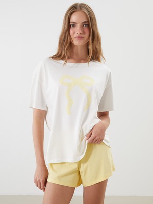 Lc Waikiki Yeni Sezon Fiyonk Baskılı Kadın Şortlu Pijama Takımı