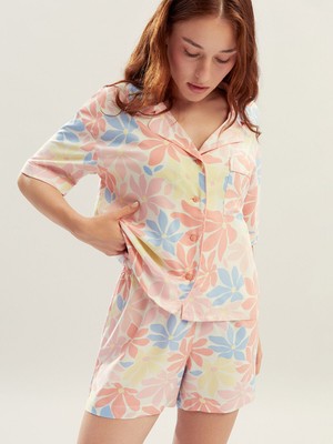 Lc Waikiki Yeni Sezon Petite Gömlek Yaka Kadın Şortlu Pijama Takımı