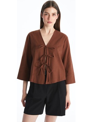 Lc Waikiki Yeni Sezon V Yaka Önü Fiyonklu Bluz