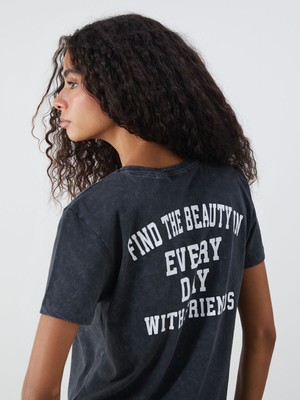 Lc Waikiki Yeni Sezon Bisiklet Yaka Winnie The Pooh Lisanslı Kadın Tişört