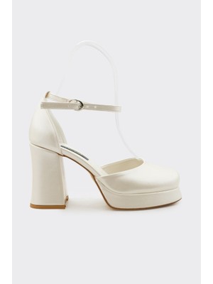 Derinet Platformlu Bilekten Bantlı Kadın Abiye Ayakkabı