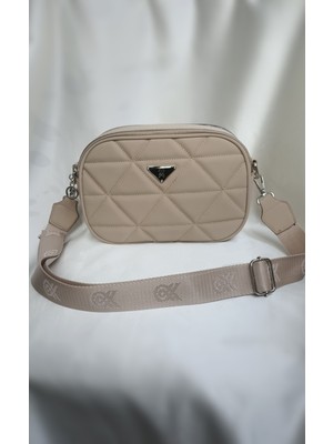 Hegef Shoes Kadın Bej Iki Bölmeli Kapitone Model Ayarlanabilir Askılı Çapraz Çanta