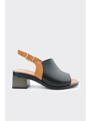 Derinet Hakiki Deri Topuklu Bilekten Bantlı Kadın Sandalet