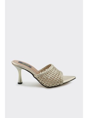 Derinet Örgü Desenli Topuklu Kadın Terlik