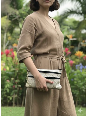 Kılınçel Trading Bilek Askılı Kadın El Çantası