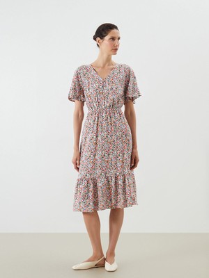 Lc Waikiki Yeni Sezon V Yaka Çiçekli Belden Oturtmalı Elbise