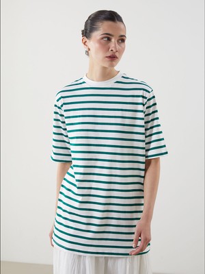 Lc Waikiki Yeni Sezon Bisiklet Yaka Çizgili Kadın Tişört