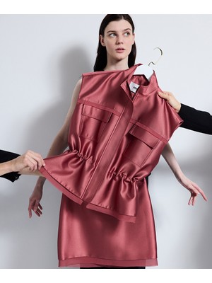 İpekyol Parlak yüzeyli yelek IS1260007019026