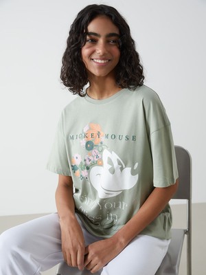 Lc Waikiki Yeni Sezon Bisiklet Yaka Mickey Mouse Baskılı Kadın Tişört