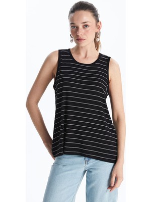 Lc Waikiki Yeni Sezon Bisiklet Yaka Çizgili Kadın Atlet