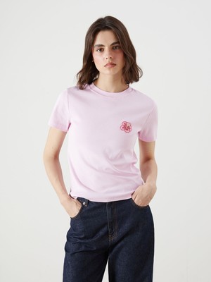 Lc Waikiki Yeni Sezon Bisiklet Yaka Çiçek Işlemeli Kadın Tişört