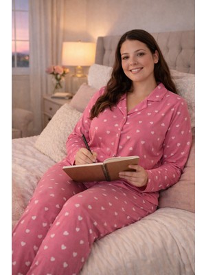 Morvarid Büyük Beden Uzun Kollu Kadın Pijama Takımı Esnek Kumaş Yumuşak Dokulu Rahat Kalıp Düğmeli