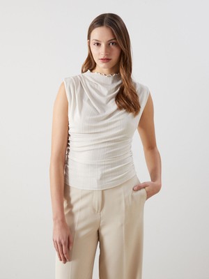 Lc Waikiki Yeni Sezon Fırfırlı Dik Yaka Kadın Bluz