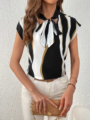 Adisia Kadın Kısa Kollu Boyundan Bağlamalı Desenli Dokuma Bluz