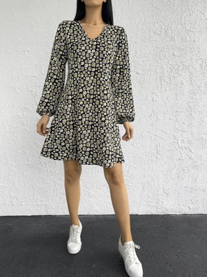 Adisia Kadın Uzun Kollu V Yaka Çiçek Desenli Helen Kumaş Elbise