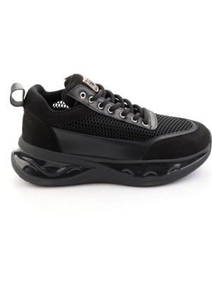 Bambi Siyah  Kadın Sneaker K01228091422