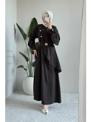 Tesettür Diyarı Icona Tansel Kumaş Önden Düğmeli Tokalı Tesettür Elbise- Acı Kahve