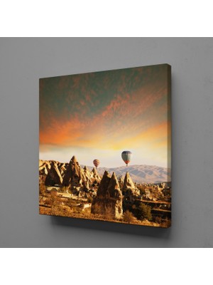Technopa UÇAN BALONLAR TEMALI KANVAS TABLO - 90x90cm