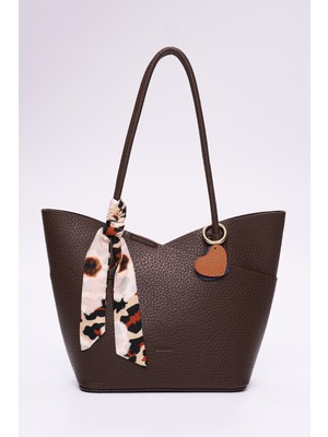 Elatae Tote Kadın Omuz Çantası – Çapraz Çantasıyla, Kalpli Charm ve Şal Detaylı ELA2017