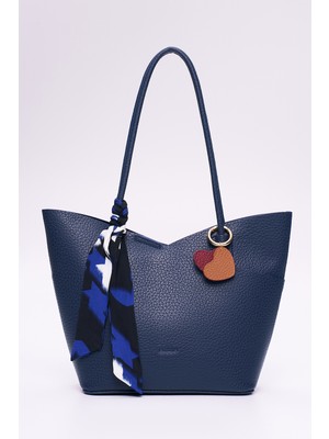 Elatae Tote Kadın Omuz Çantası – Çapraz Çantasıyla, Kalpli Charm ve Şal Detaylı ELA2017