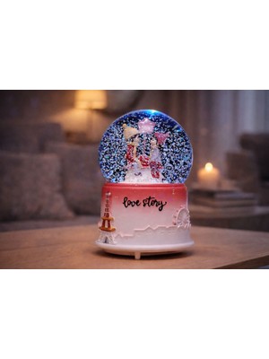 Nasyonel Toys Love Story Işıklı Kar Küresi – Romantik Çift Figürlü Dekoratif Müzik Kutusu