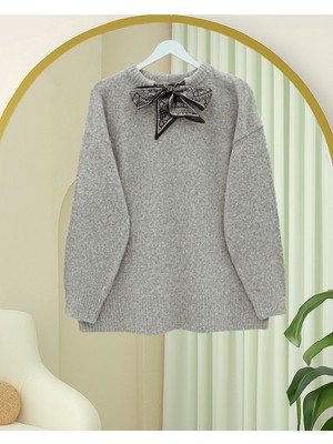 Modamorfo Yakası Fular Detaylı Yumoş Triko Kazak -Toprak