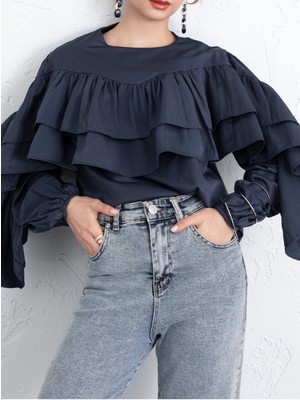 Modamorfo Volanlı Kolu Lastikli Bluz -Laci