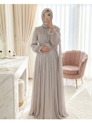 Modamorfo Kolu Lastikli Güllü Pelerinli Beli Drapeli Janjan Abiye -Bej