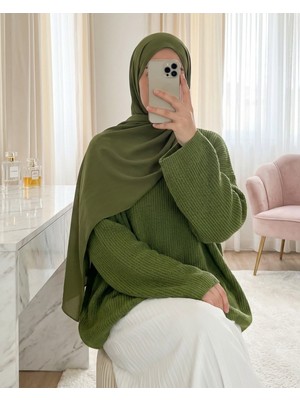 Modamorfo Yuvarlak Yaka Salaş Triko Kazak -F.Yeşili