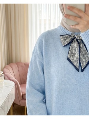 Modamorfo Yakası Fular Detaylı Yumoş Triko Kazak -Bebe Mavi