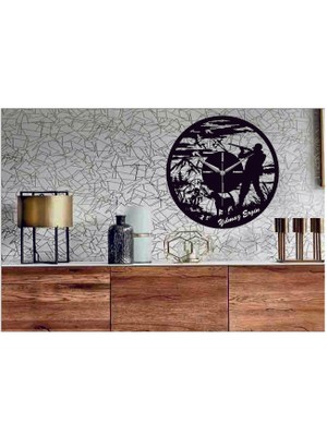 Hediyelikevi Avcı Temalı Ahşap Duvar Saati