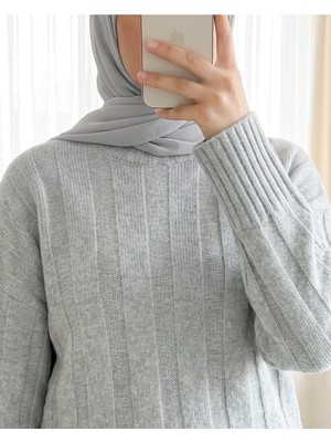 Modamorfo Yarım Boğazlı Şerit Desenli Yumoş Triko Kazak -Gri