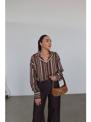 Özge Özgenç Çizgili Oversize Gömlek