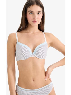 DeFacto Dantel Detaylı Micro Kaplı Pedli Balensiz Tişört Bra G2637AX26SM