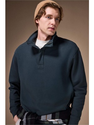 DeFacto Regular Fit Yarım Fermuarlı Sweatshirt F9243AX26SP