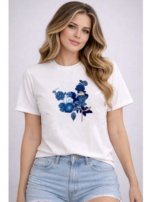 herkesemoda Mavi Çiçekler Baskı Detaylı Basic T-Shirt