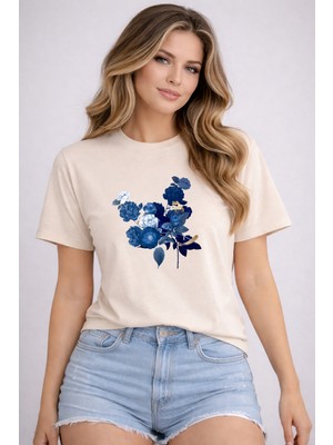 herkesemoda Mavi Çiçekler Baskı Detaylı Basic T-Shirt