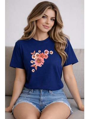 herkesemoda Pembe Çiçekler Baskı Detaylı Basic T-Shirt