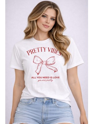 herkesemoda Pretty Vibes Baskı Detaylı Basic T-Shirt