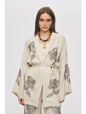 Zarif Nakış Detaylı Keten Karışımlı Kimono