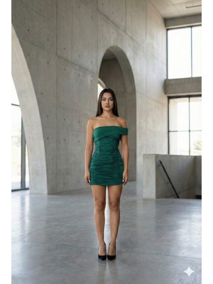 Cuyka Kadın Sandy Kumaş Kayık Yaka Büzgülü Mini Elbise